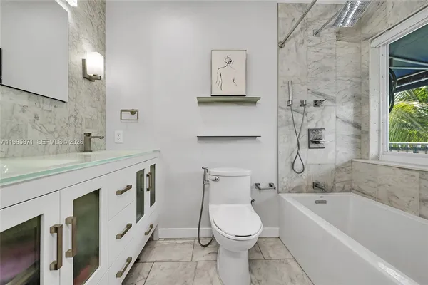 $349,900 | 7110 Northwest 173rd Drive, Unit 108, Hialeah, FL 33015