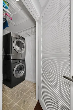 $349,900 | 7110 Northwest 173rd Drive, Unit 108, Hialeah, FL 33015