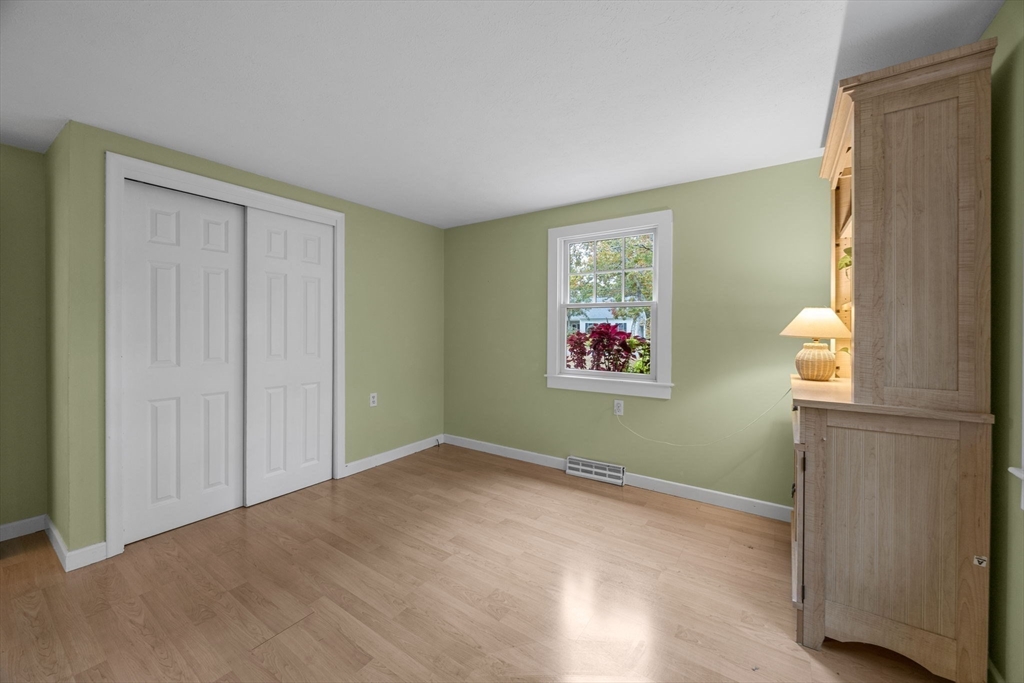 30 Mayflower Road Eastham, MA 02642 - Photo 17 of 38 an empty room with windows