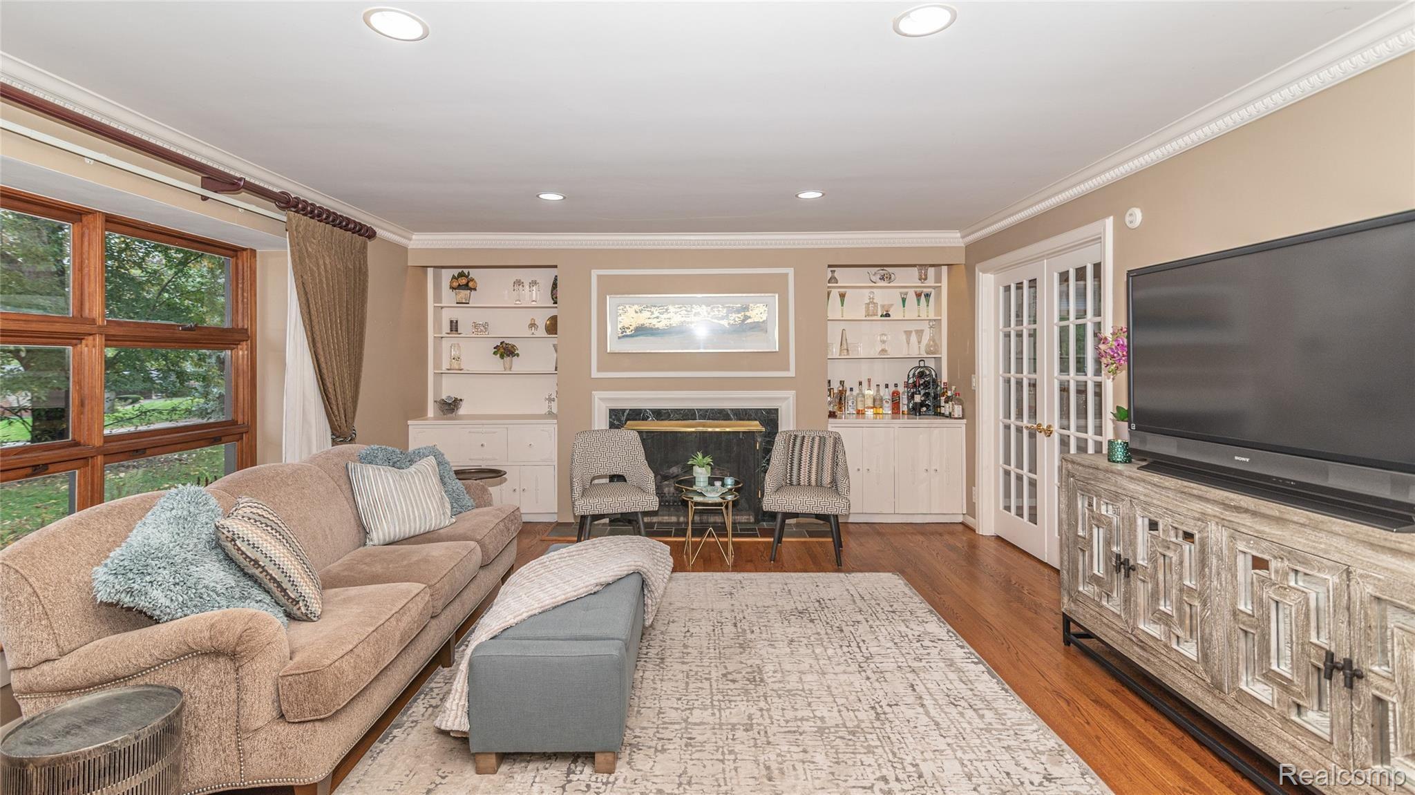 2460 Worcester Road West Bloomfield, MI 48323 - Photo 15 of 75 014_34.jpg