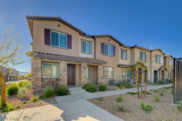 $1,999 | 7320 North Decatur Boulevard, Unit 5, North Las Vegas, NV 89084