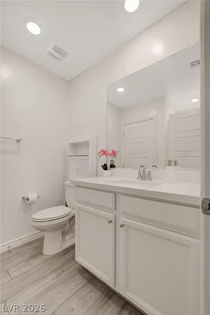 $1,999 | 7320 North Decatur Boulevard, Unit 5, North Las Vegas, NV 89084