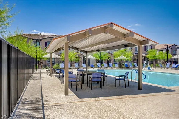 $1,999 | 7320 North Decatur Boulevard, Unit 5, North Las Vegas, NV 89084