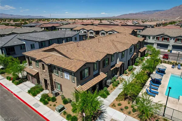 $1,999 | 7320 North Decatur Boulevard, Unit 5, North Las Vegas, NV 89084