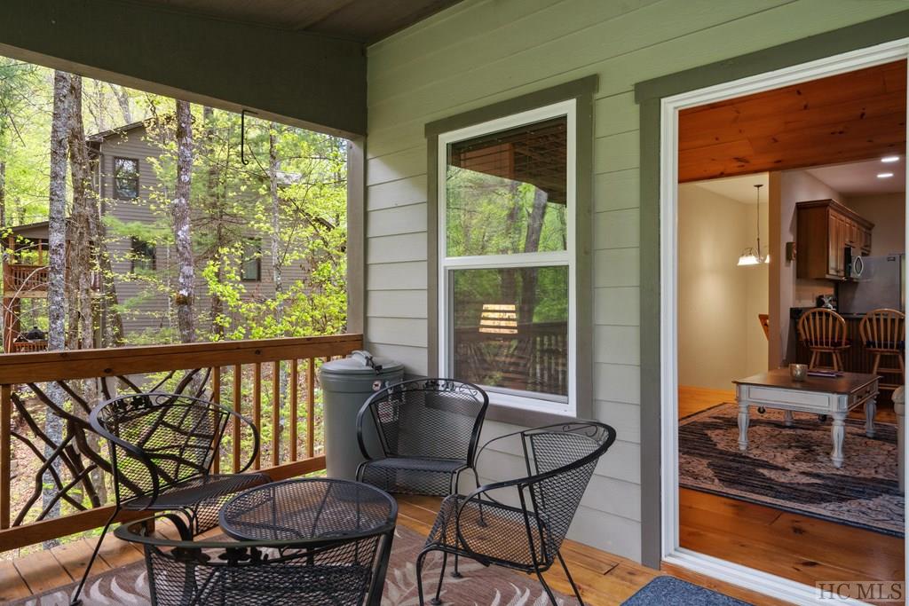 277 Deer Run Road Sapphire, NC 28774 - Photo 15 of 43 Gallery Image 15