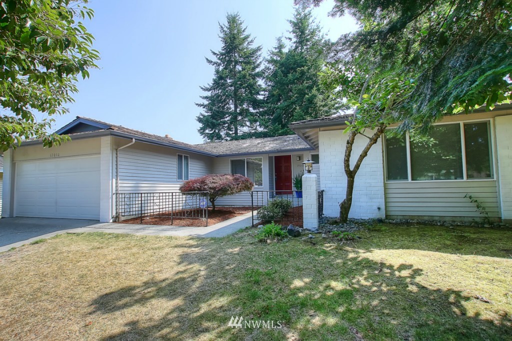 17010 156th Avenue Southeast Renton, WA 98058 - Photo 13 of 13