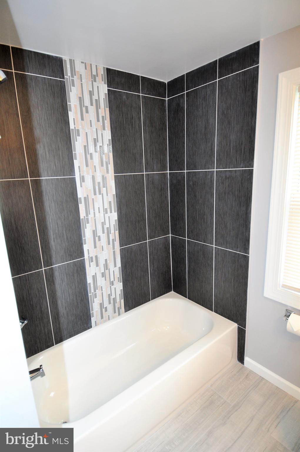 8708 Cimarron Circle Baltimore, MD 21234 - Photo 14 of 26 Full Ceramic Baths