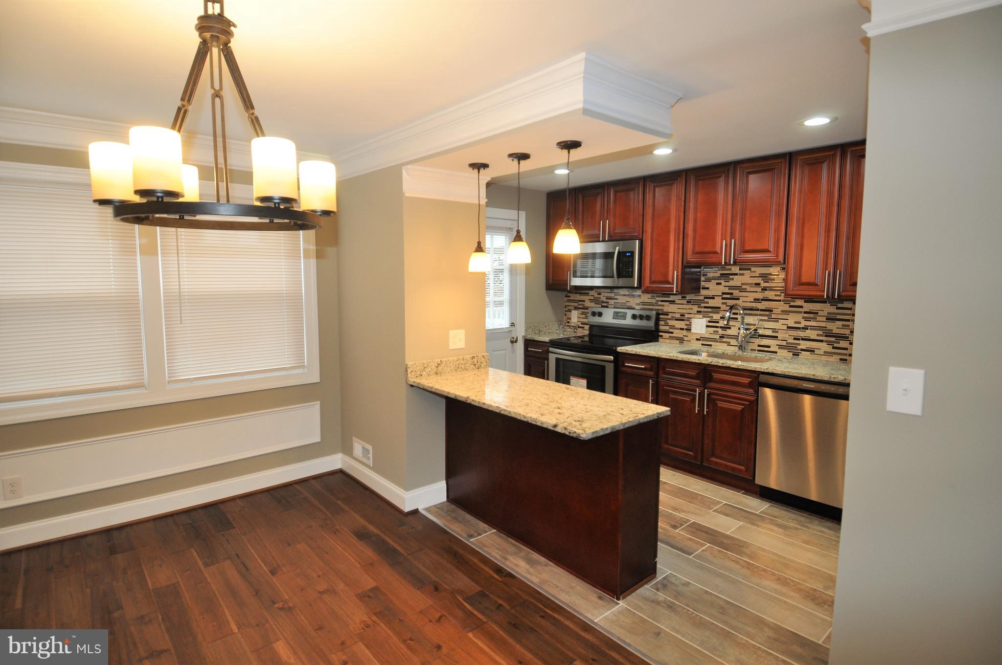 8708 Cimarron Circle Baltimore, MD 21234 - Photo 4 of 26 Island/Breakfast Bar