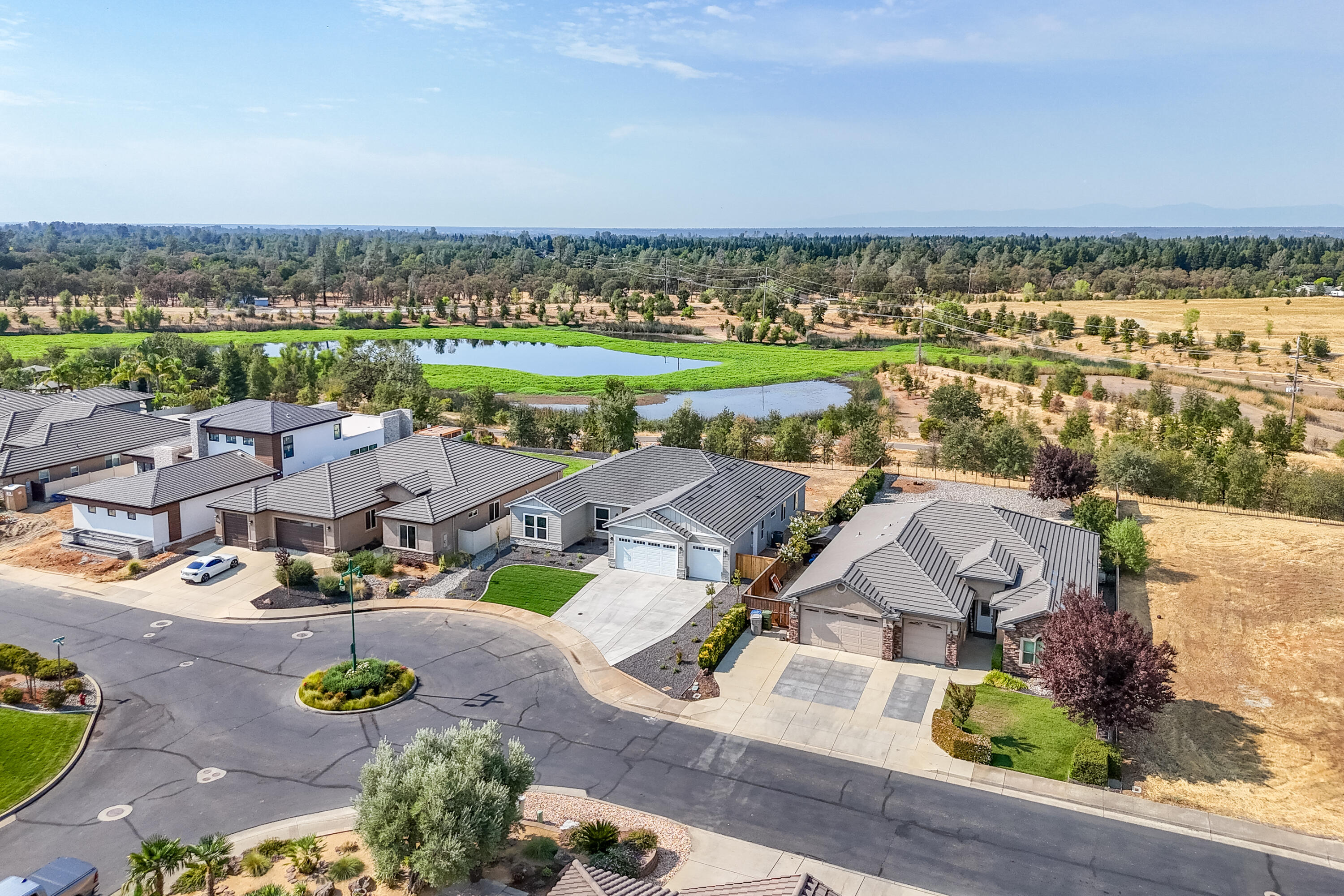 3792 Thomason Trail Redding, CA 96002 - Photo 39 of 42 an aerial view of residential houses with outdoor space