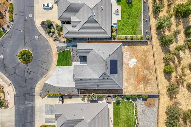 $779,900 | 3792 Thomason Trail, Redding, CA 96002