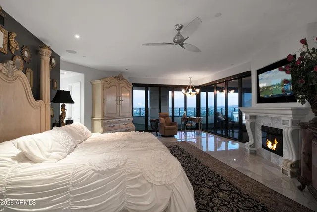 $2,500,000 | 1040 East Osborn Road, Unit 1902, Phoenix, AZ 85014