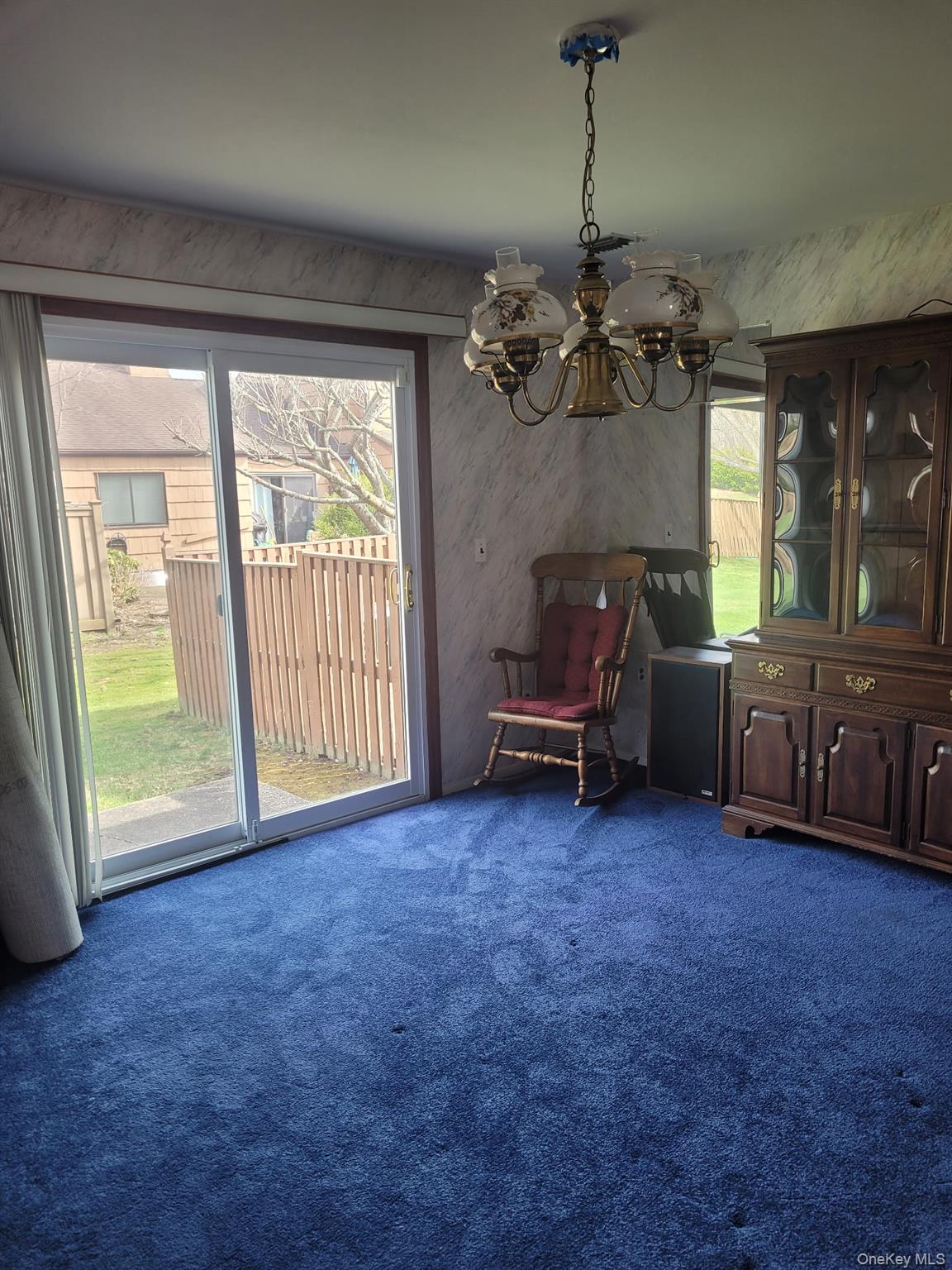 174 Melanie Way Commack, NY 11725 - Photo 7 of 10 Dinning Room