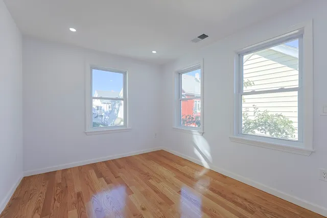 $899,000 | 149 Pearl Street, Malden, MA 02148