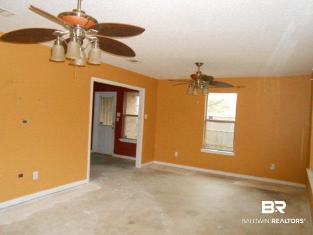 254 Kennedy Street Mobile, AL 36603 - Photo 5 of 12