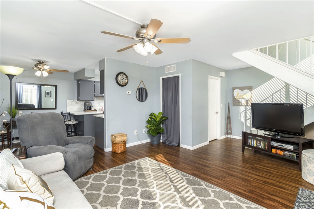 10019 Great Rock Road Santee, CA 92071 - Photo 5 of 25