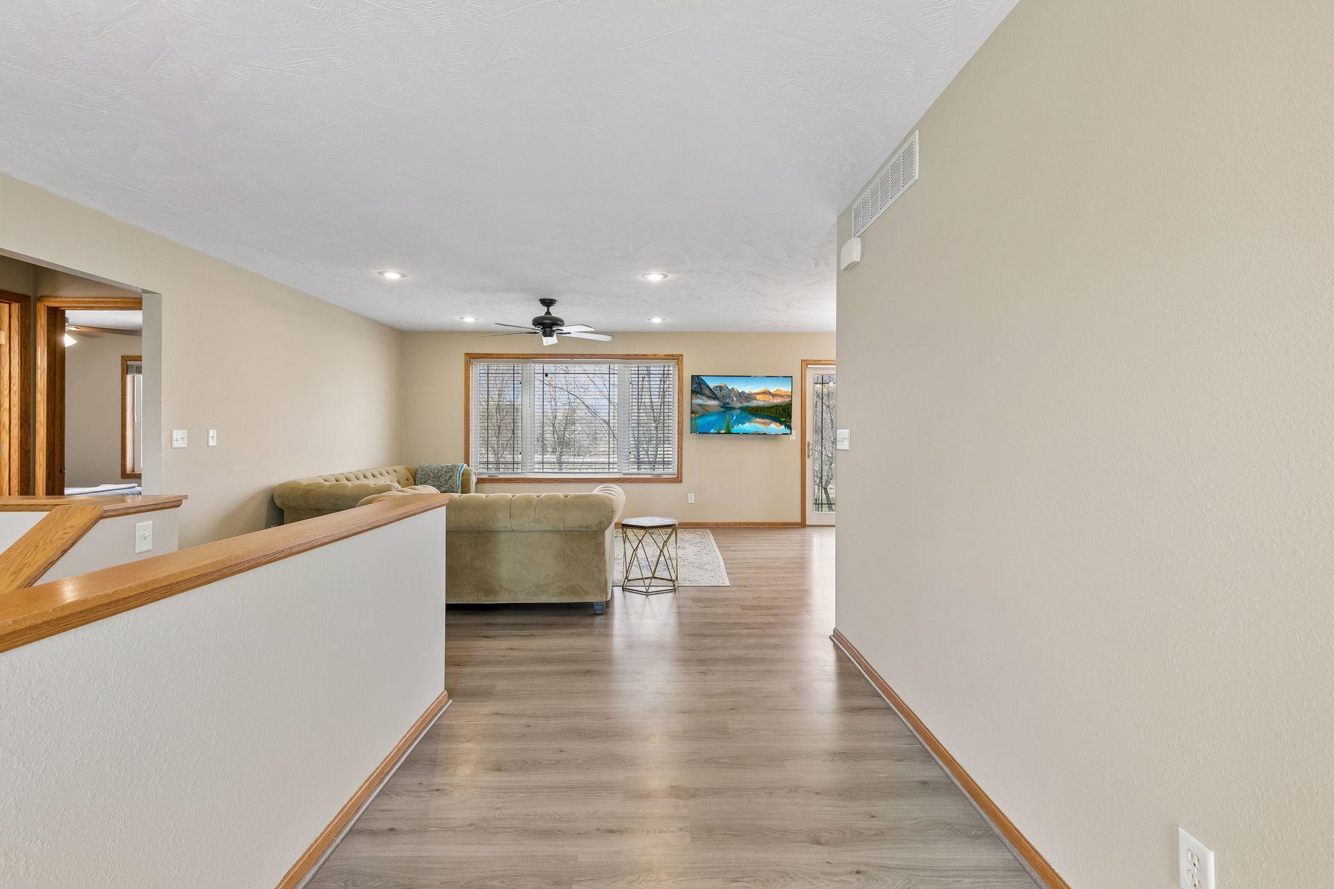 4030 Hunters Lane Webster, MN 55088 - Photo 5 of 44