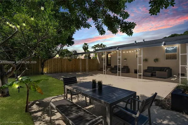 $3,699 | 2990 Northwest 50th Street, Unit WHOLE, Miami, FL 33142