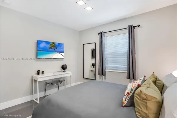 $3,699 | 2990 Northwest 50th Street, Unit WHOLE, Miami, FL 33142