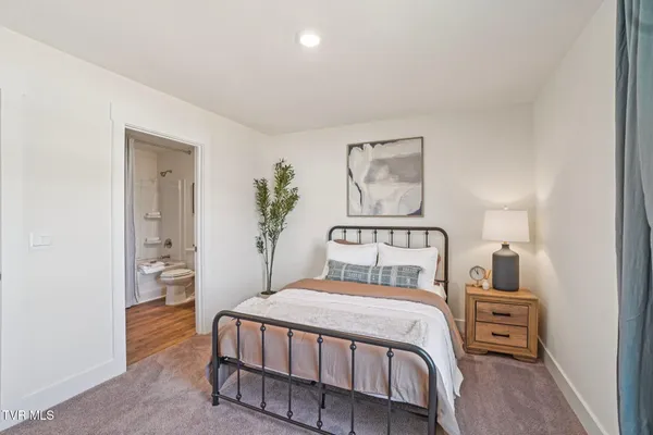 $434,375 | 209 Artist Avenue, Johnson City, TN 37615