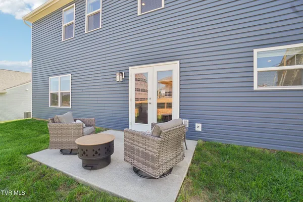 $434,375 | 209 Artist Avenue, Johnson City, TN 37615