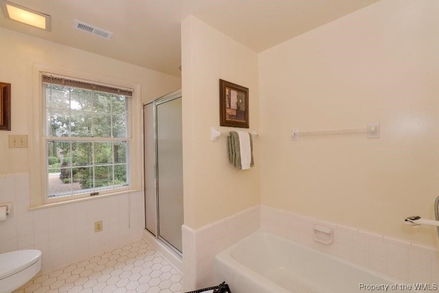 1708 Tyndall Point Road Gloucester Point, VA 23062 - Photo 18 of 38 Gallery Image 18