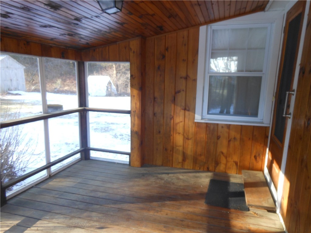 51 Carpenter Road Scituate, RI 02825 - Photo 24 of 28 SCREENED PORCH