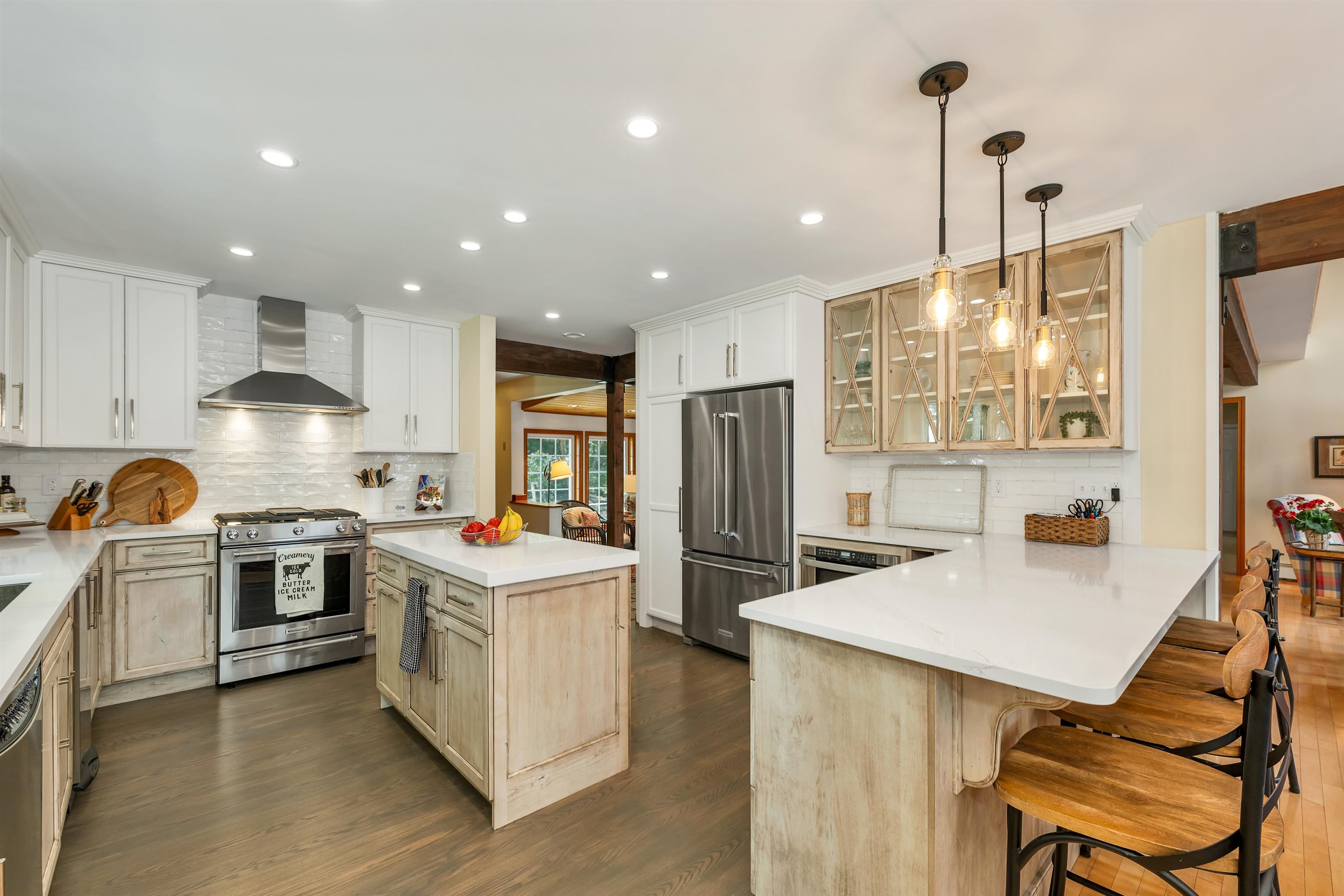 136 Oakwood Road Wolfeboro, NH 03894 - Photo 15 of 38