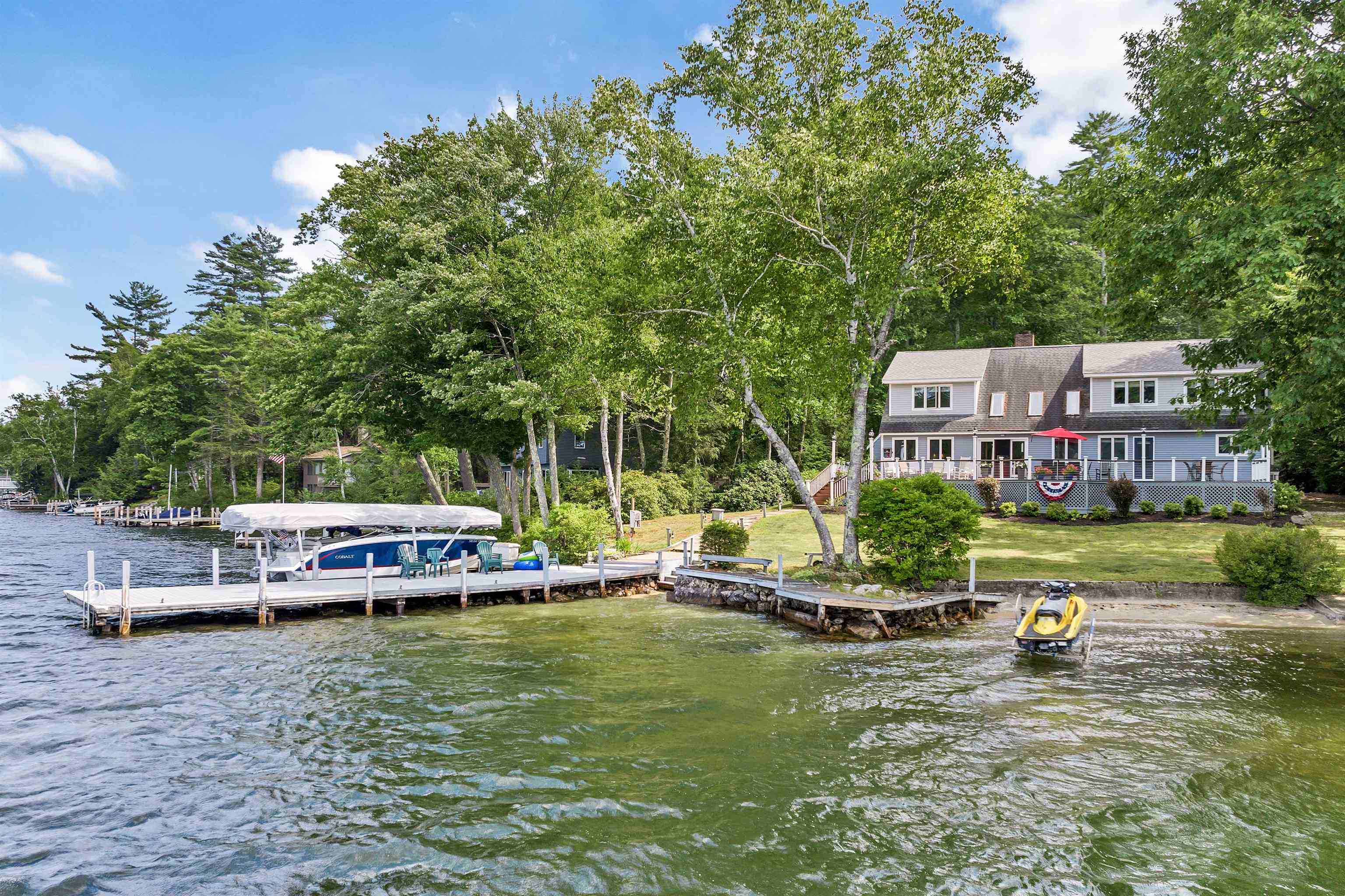 136 Oakwood Road Wolfeboro, NH 03894 - Photo 2 of 38