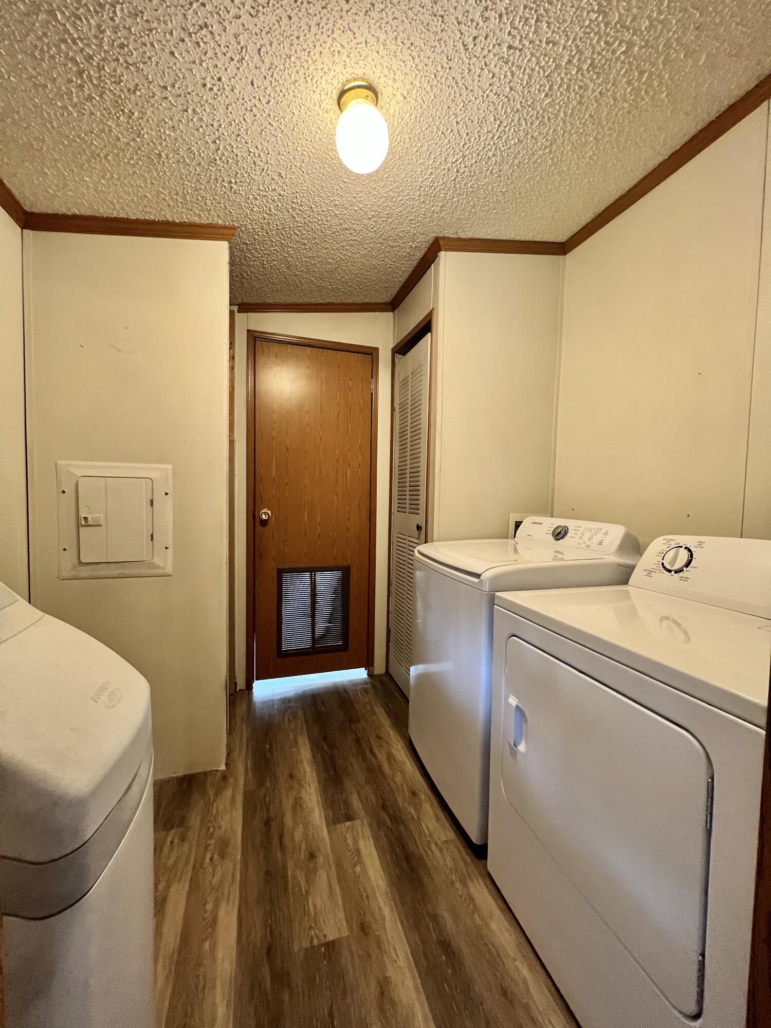 1483 South Sullivan Road Ravenna, MI 49451 - Photo 28 of 32 Laundry Room