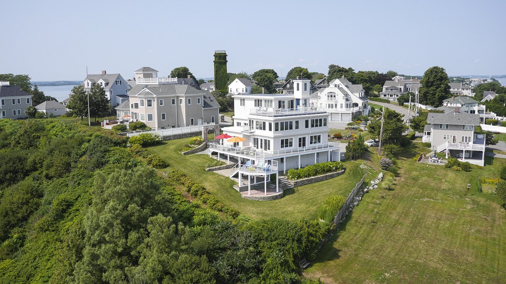 18 Bluff Road Hull, MA 02045 - Photo 1 of 29 Gallery Image 1