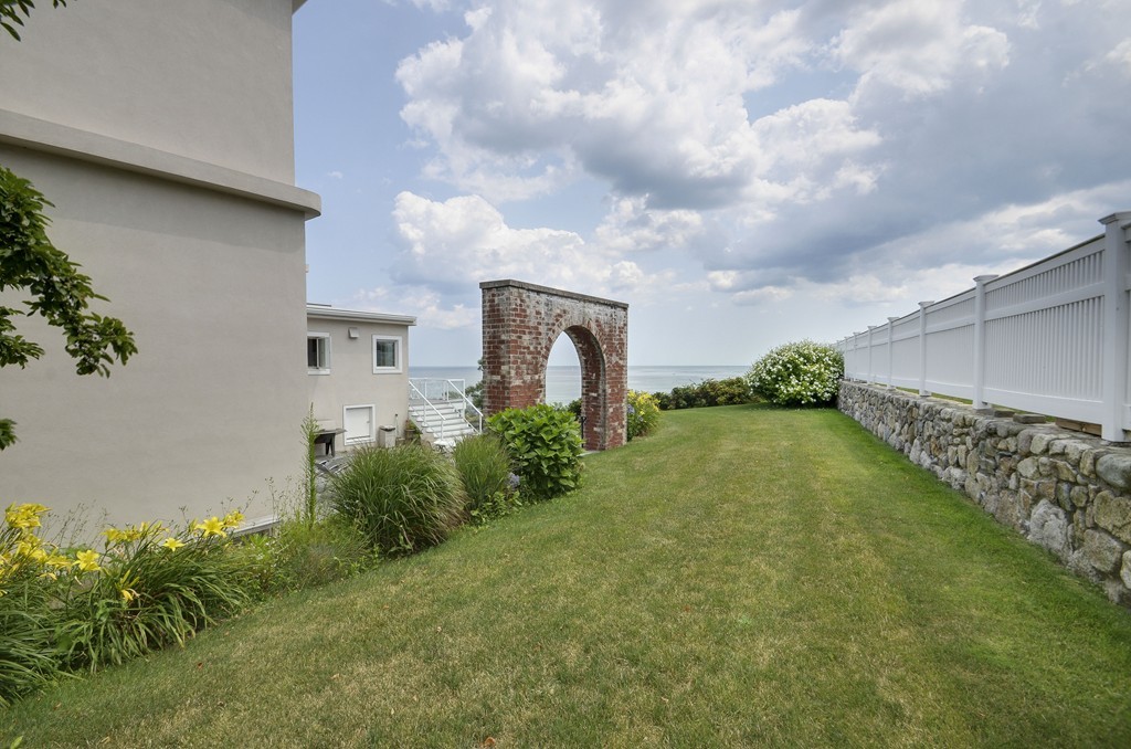 18 Bluff Road Hull, MA 02045 - Photo 8 of 29 Gallery Image 8