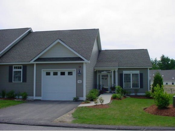 41 Old Stage Road, Unit 42 Litchfield, NH 03052 - Photo 1 of 1
