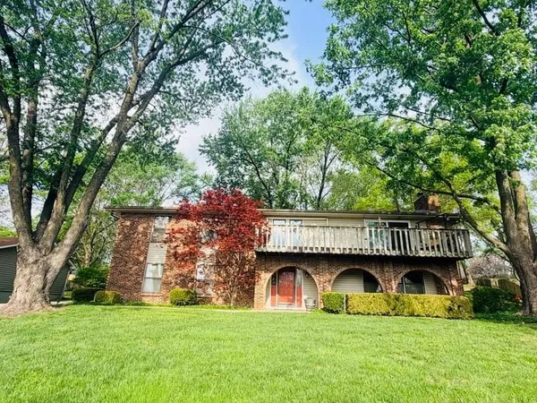 $545,000 | 7610 Northwest Westside Drive, Weatherby Lake, MO 64152