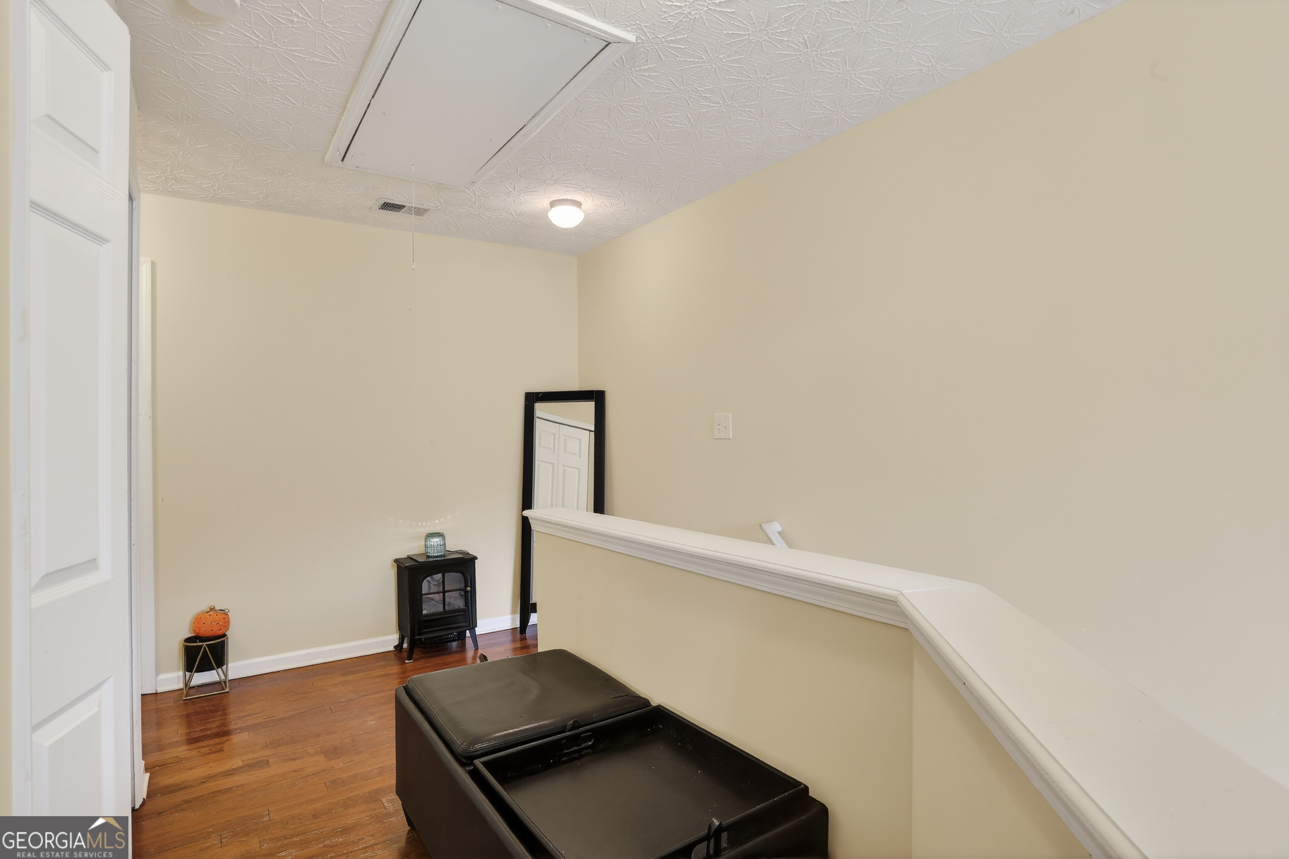 5556 Cascade Run South Fulton, GA 30336 - Photo 21 of 35 a view of entryway with stairs