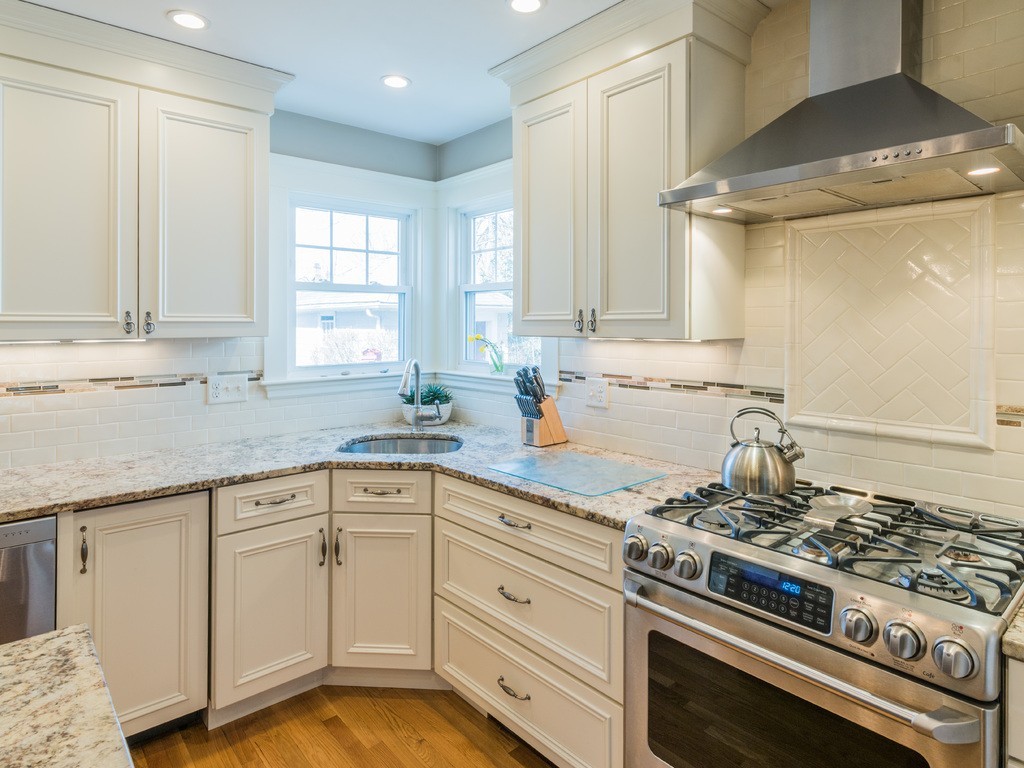 5 Lovell Road Watertown, MA 02472 - Photo 6 of 28 Gallery Image 6