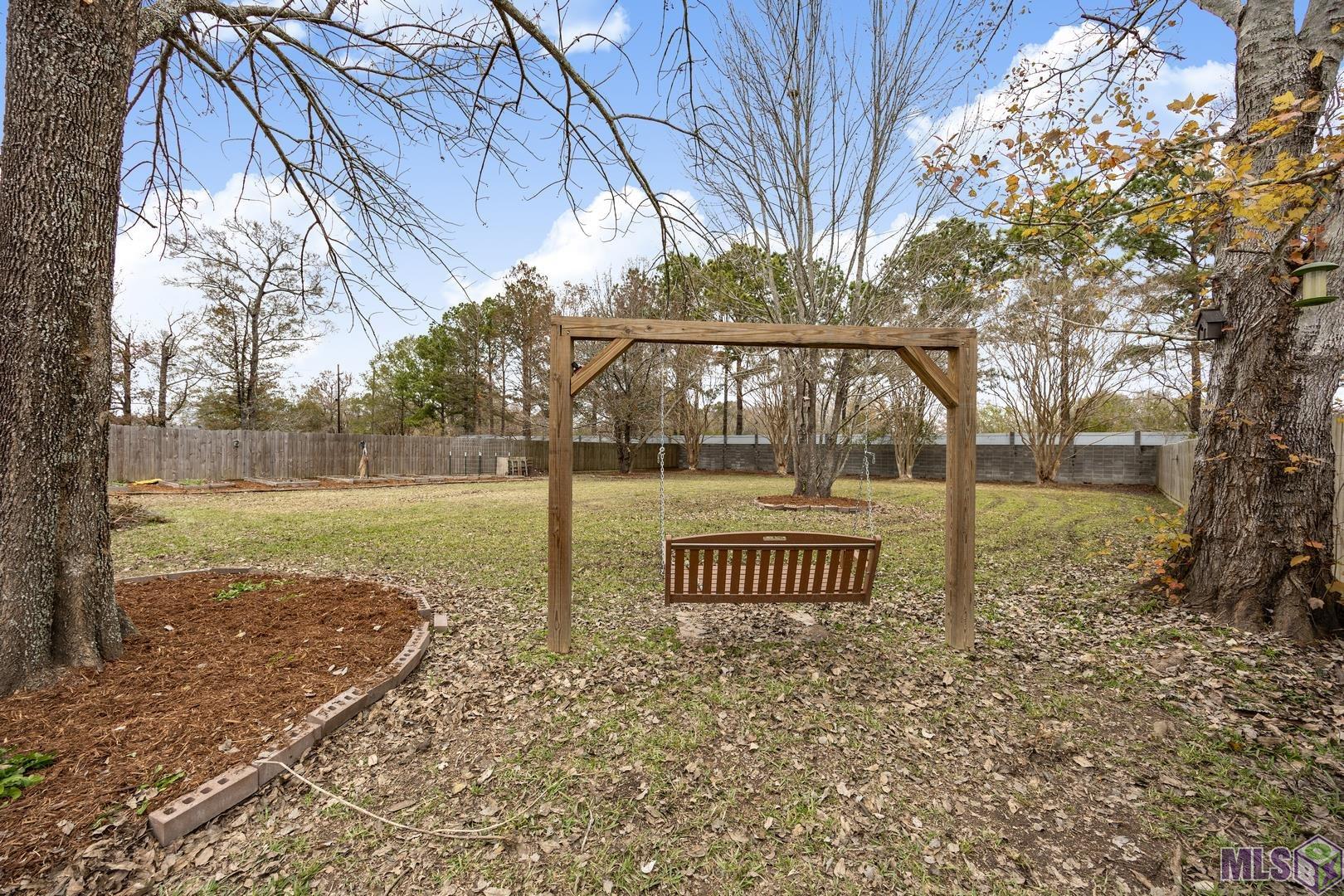 12931 Carrington Pl Avenue Baton Rouge, LA 70817 - Photo 27 of 28