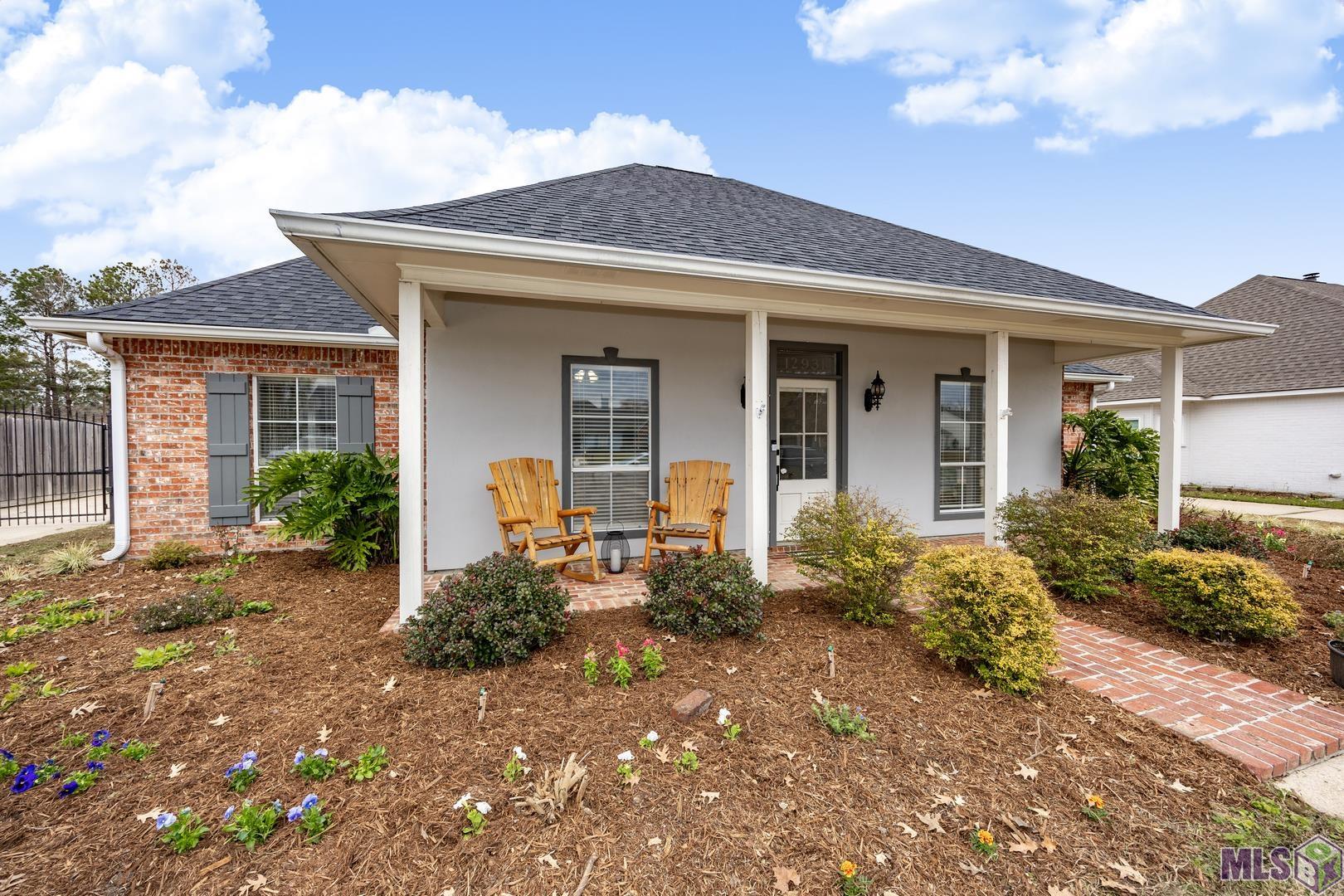 12931 Carrington Pl Avenue Baton Rouge, LA 70817 - Photo 3 of 28