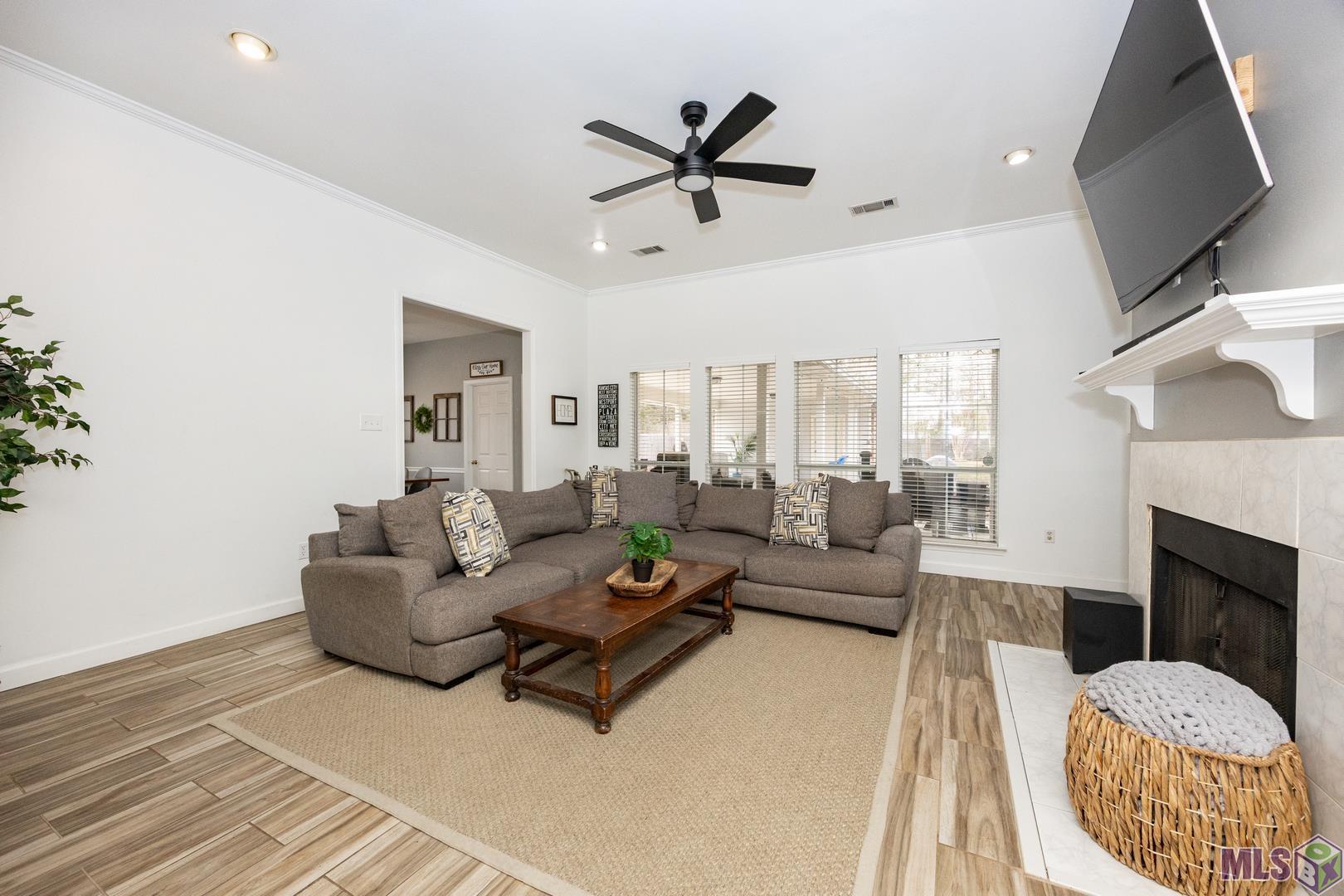 12931 Carrington Pl Avenue Baton Rouge, LA 70817 - Photo 6 of 28