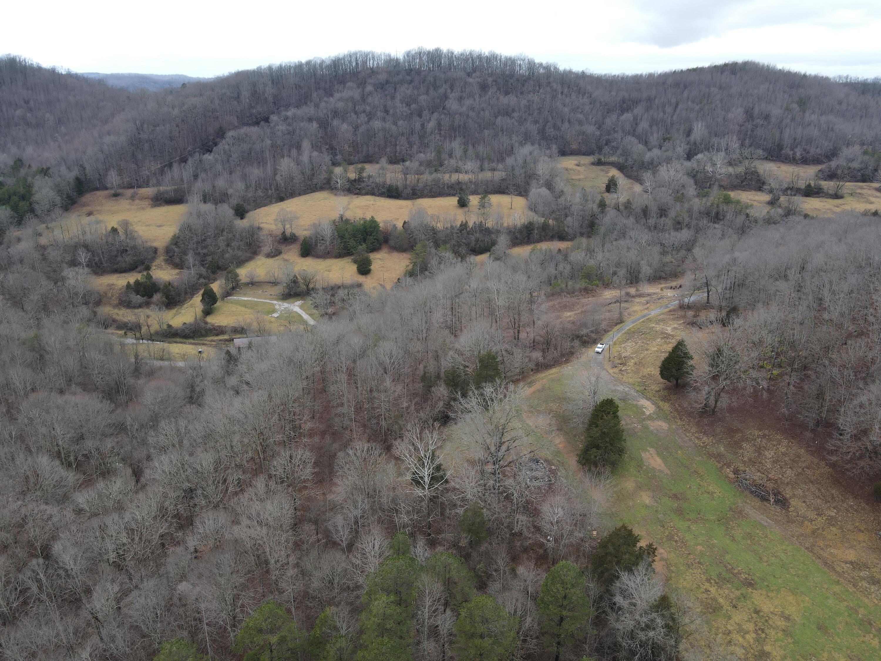 156 Mohawk Road Mount Vernon, KY 40456 - Photo 25 of 34 F3C81377-DEBE-49A0-96C4-D2906BB582E6