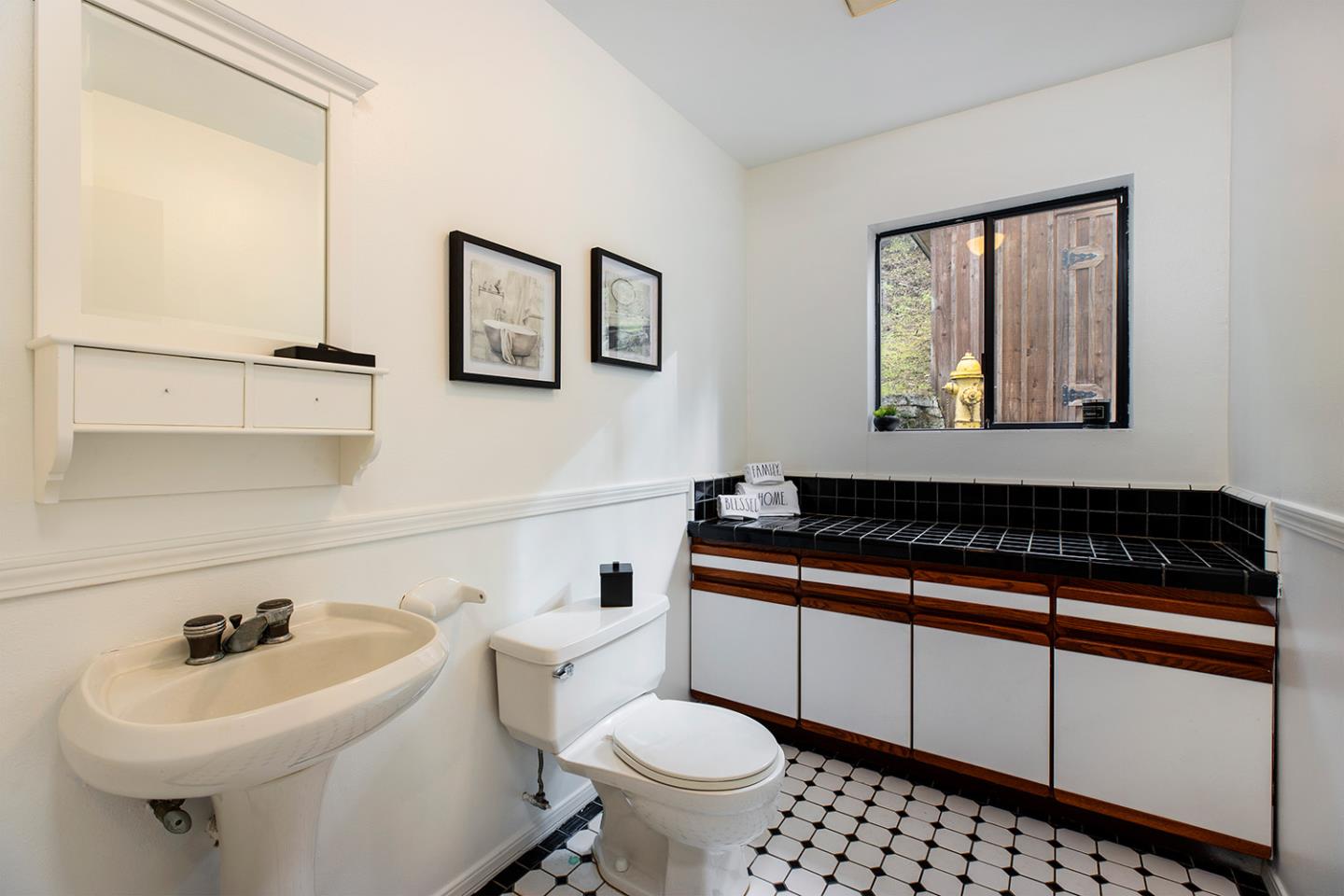 486 Paradise Road Salinas, CA 93907 - Photo 11 of 34 Gallery Image 11