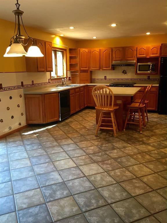 192 Maple Ridge Road South China, ME 04358 - Photo 6 of 24 Lots of room for entertaining and...