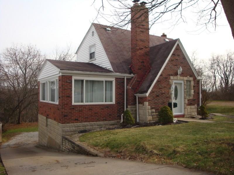 926 Braddock Road Forest Hills, PA 15221 - Photo 19 of 20 SIDE VIEW