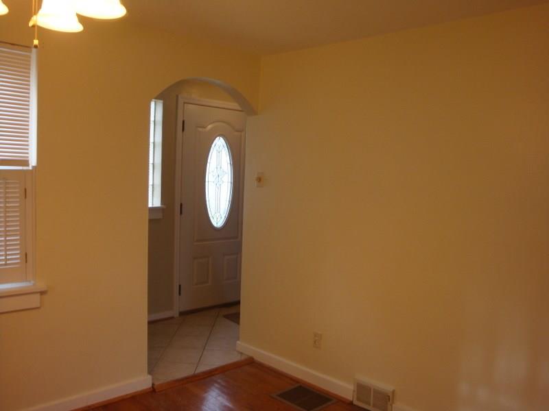 926 Braddock Road Forest Hills, PA 15221 - Photo 3 of 20 DINING RM W/WOOD SHUTTERS * HARDWOOD FLOOR
