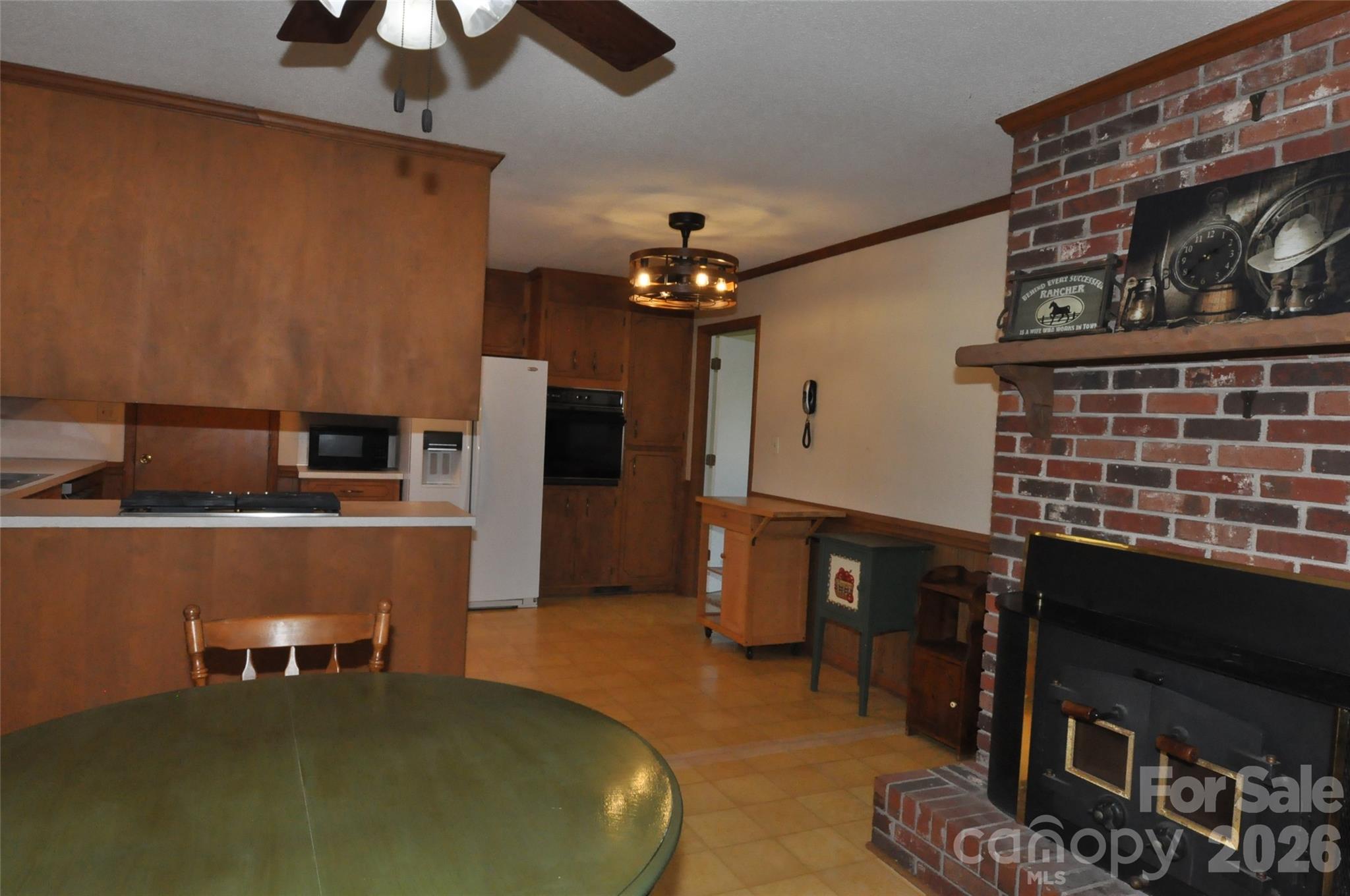 1316 Cornwell Road Blackstock, SC 29014 - Photo 3 of 48 a living room with furniture and a flat screen tv