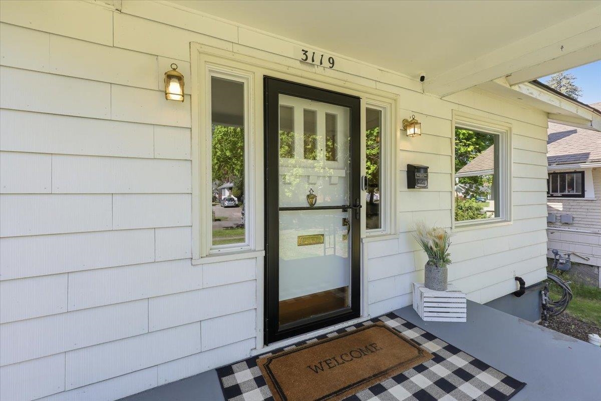 3119 West Alice Avenue Spokane, WA 99205 - Photo 4 of 25