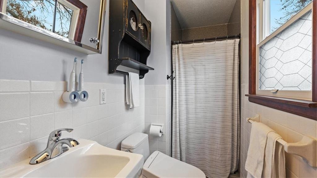 1015 Mt Calvary Road Lansing, KS 66043 - Photo 14 of 32