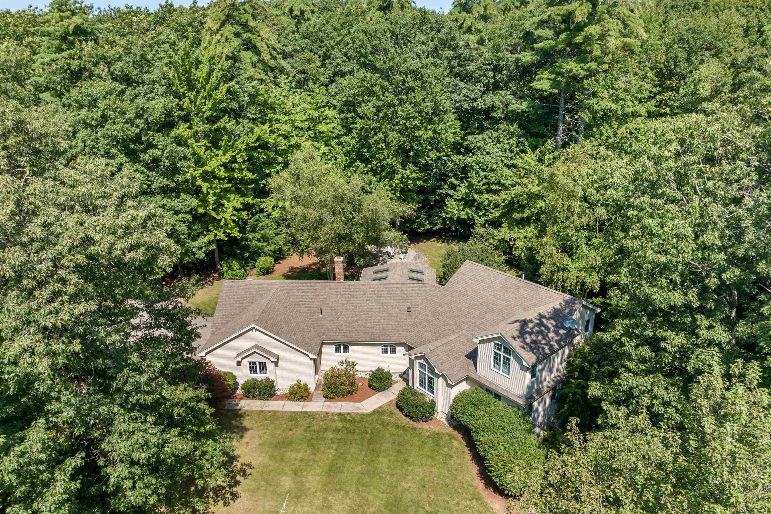93 Spruce Road Wolfeboro, NH 03894 - Photo 1 of 40 Gallery Image 1