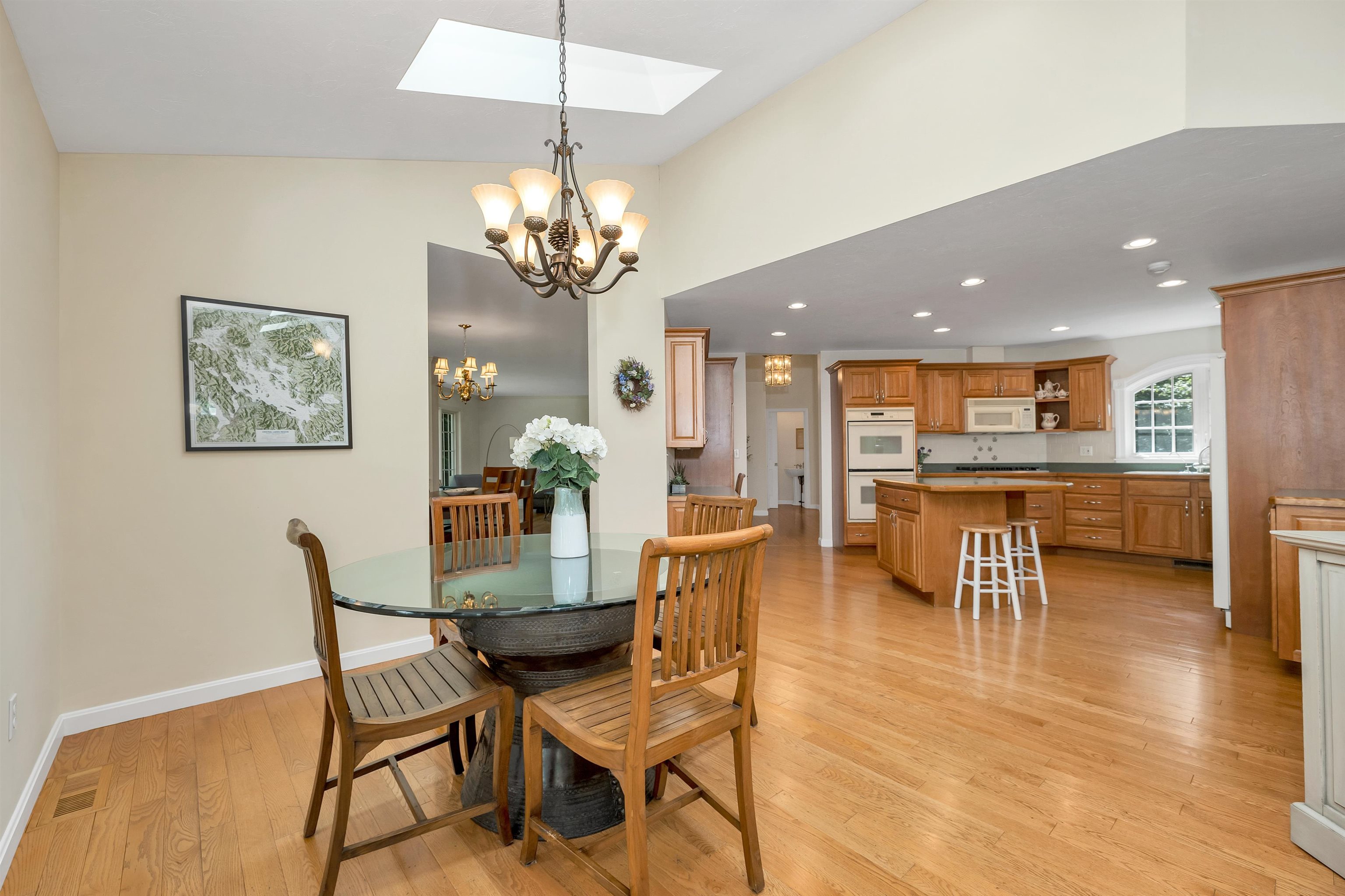 93 Spruce Road Wolfeboro, NH 03894 - Photo 8 of 40 Gallery Image 8