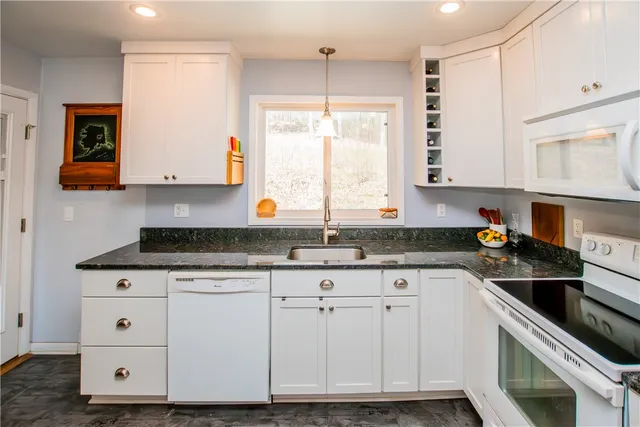 $680,000 | 16353 West Lake Road, Pulteney, NY 14418