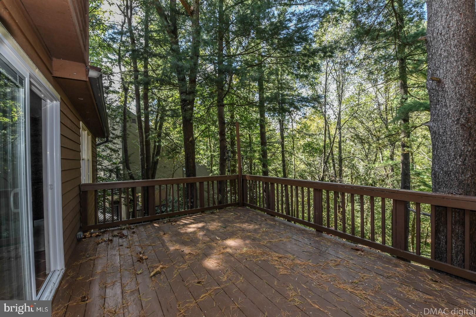 6786 Balmoral Ridge New Market, MD 21774 - Photo 26 of 36 Large private deck